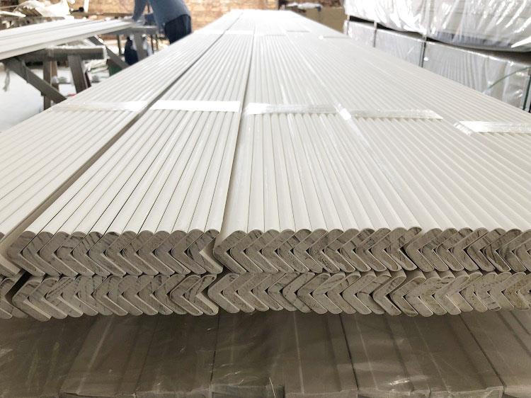 Corner Moulding