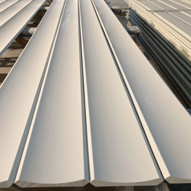 Goede kwaliteit witte gegronde houten kroonlijsten voor plafond