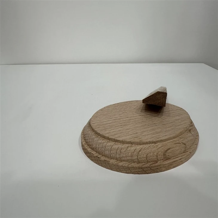 Massief houten traponderdelen Houten kap voor decoratie