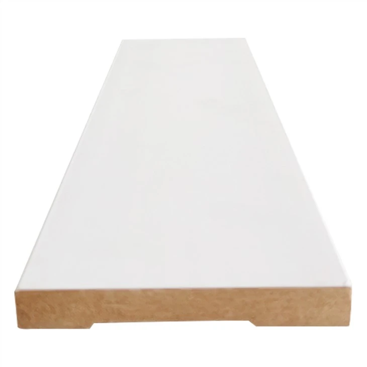 Plint van Mdf met witte grondlaag
