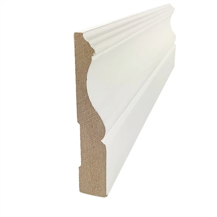 Wit geprimed MDF deurbehuizing lijstwerk